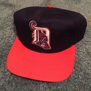 Vintage Detroit Tigers SnapBack
